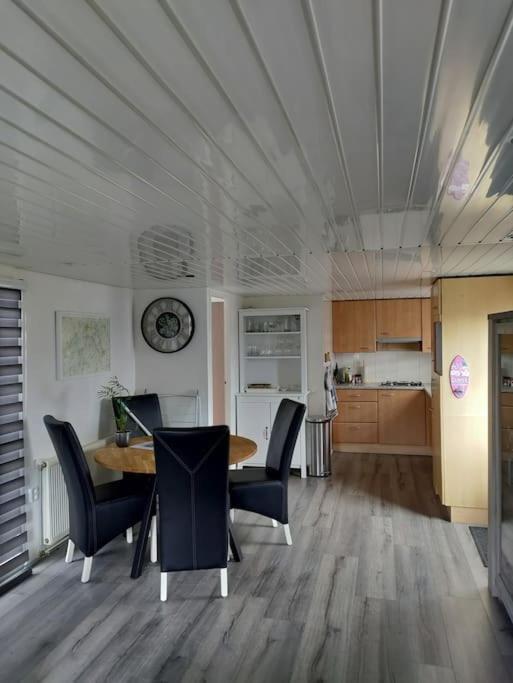Chalet Midden In De Natuur! Anloo Exterior foto