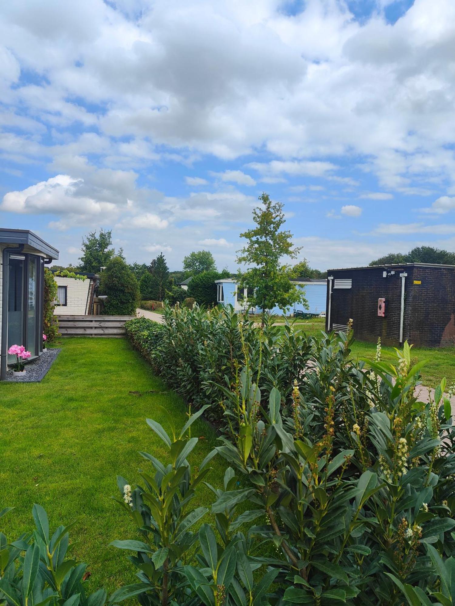 Chalet Midden In De Natuur! Anloo Exterior foto